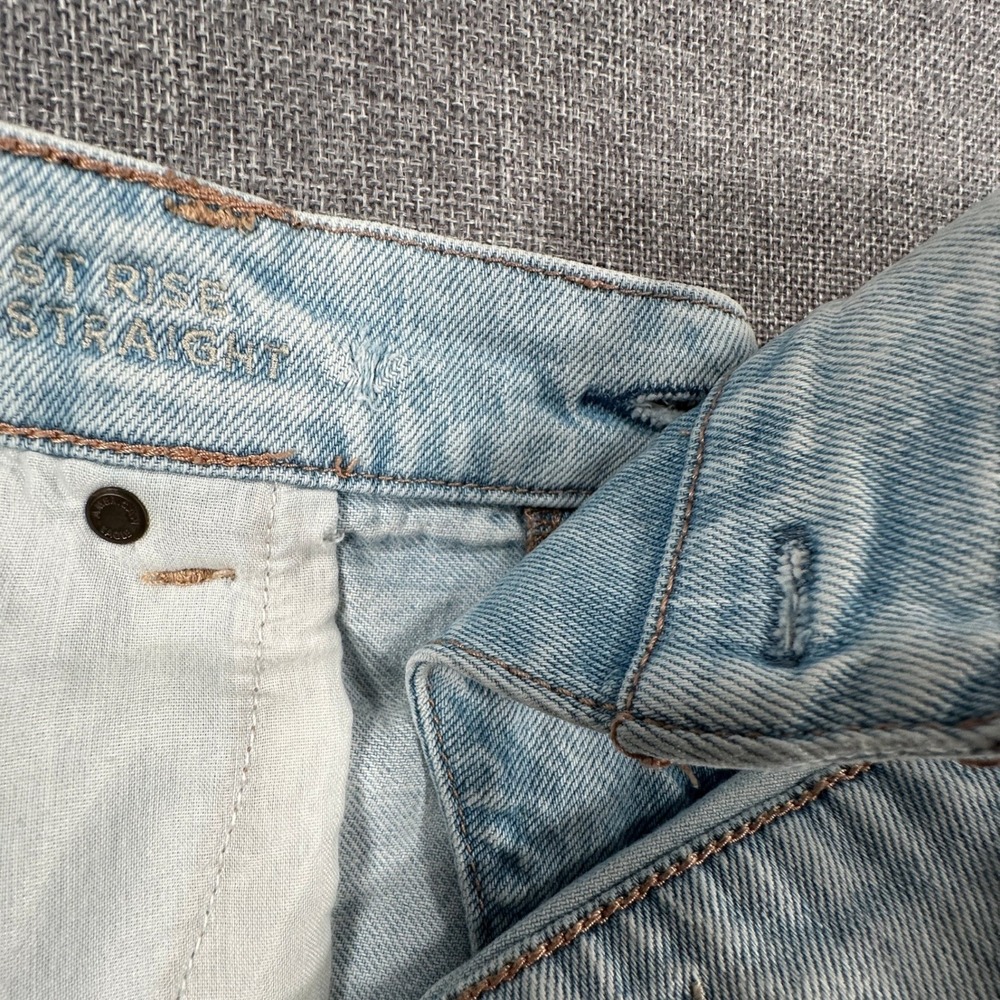 American Eagle Highest Rise Baggy Straight Jeans Womens 12 Blue 90s PLEASE READ - Picture 3 of 14